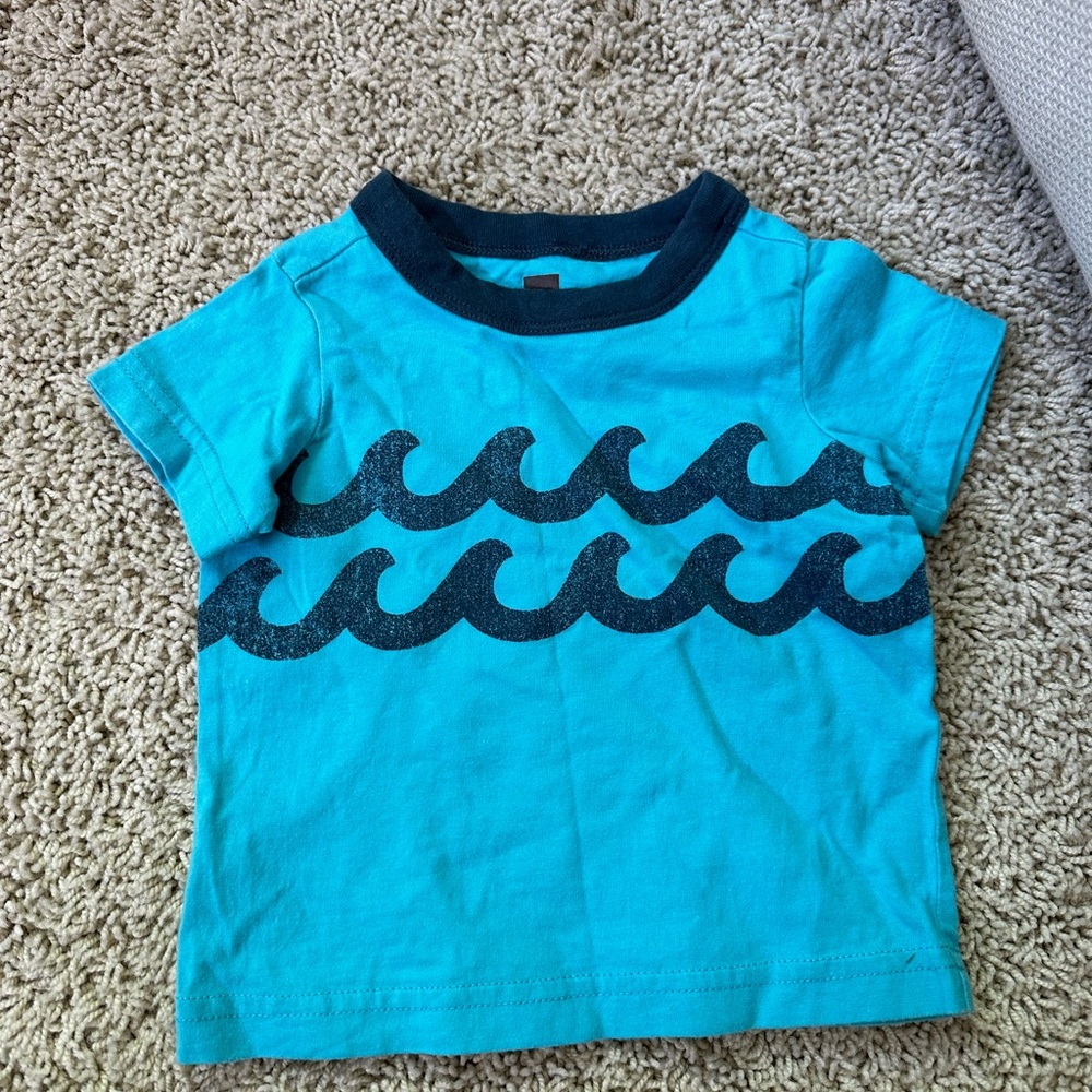 Cute wave tea shirt for baby 3 to 6 months